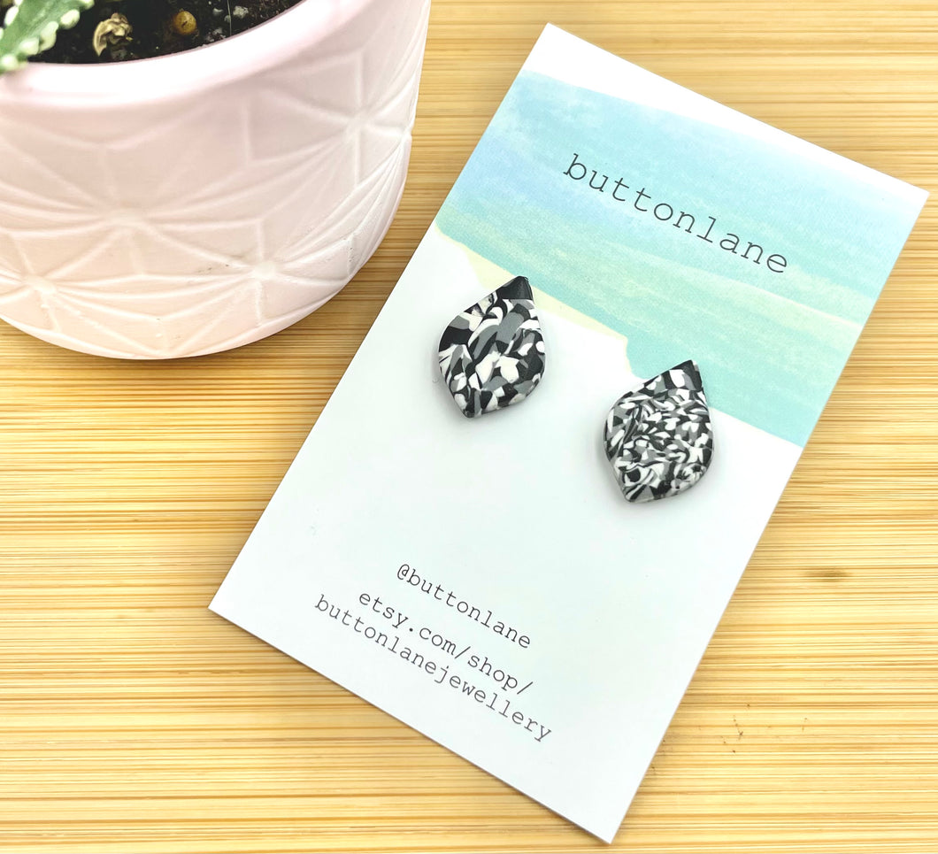 Monochrome Earrings - Studs