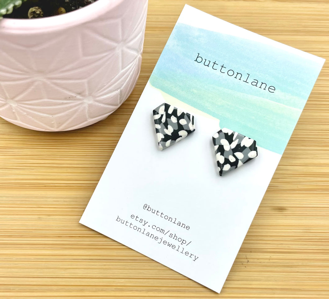 Monochrome Earrings - Studs